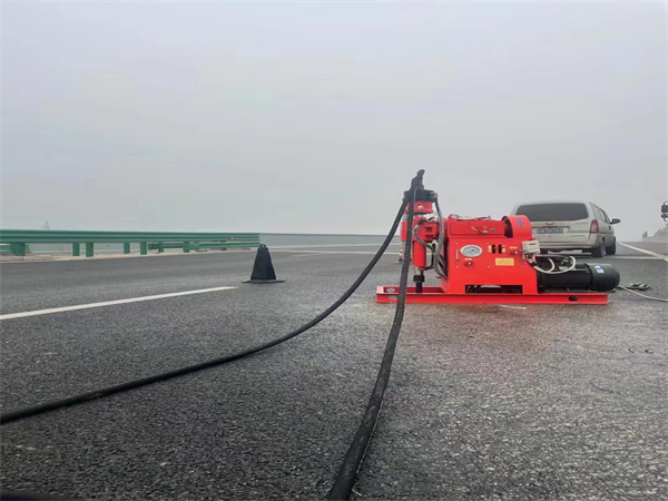 固安马路路基路面开裂下沉注浆加固灌浆